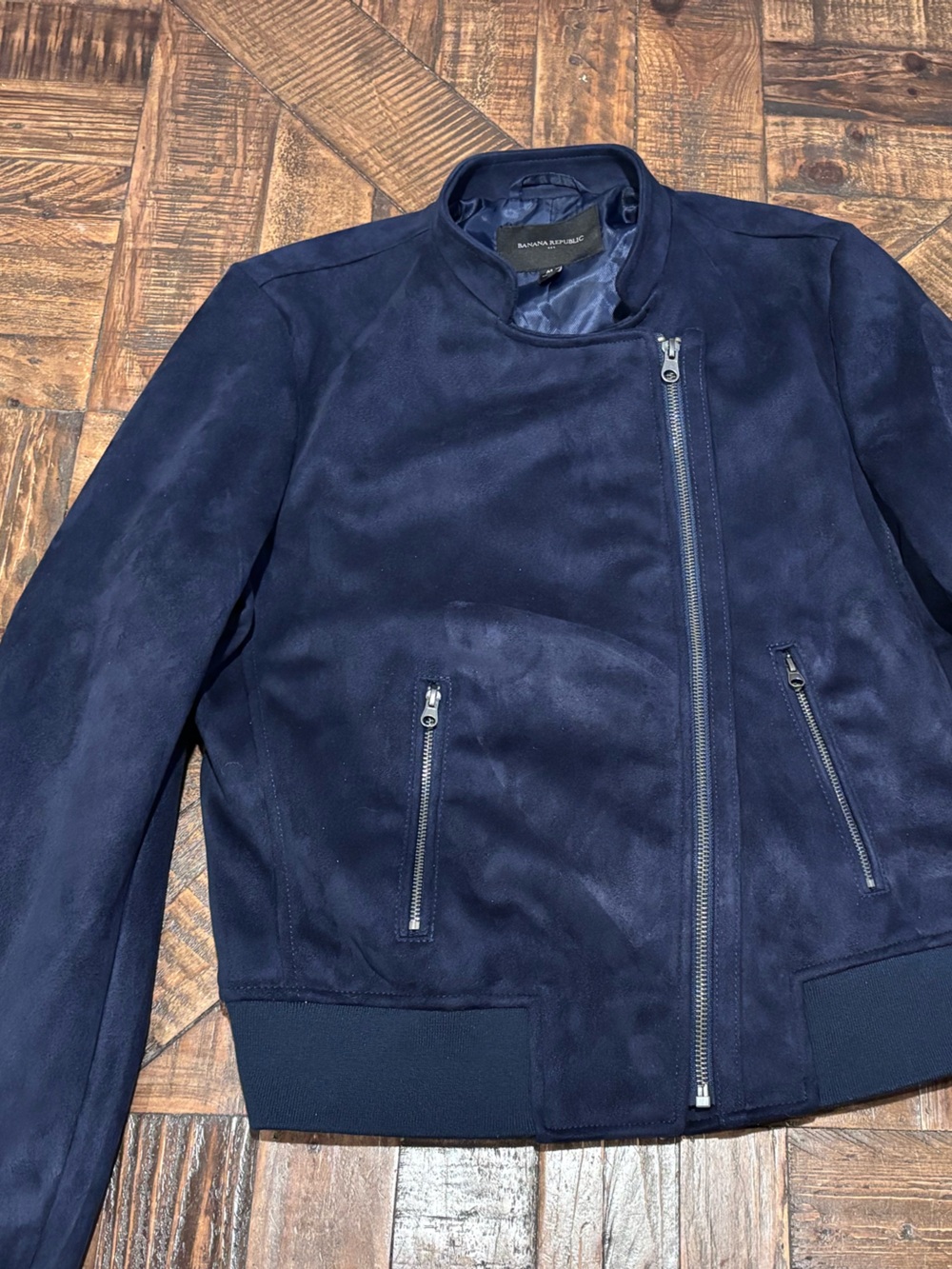 Banana Republic Dark Blue Vegan Suede Jacket in size Medium. Great condition! - Picture 5 of 15
